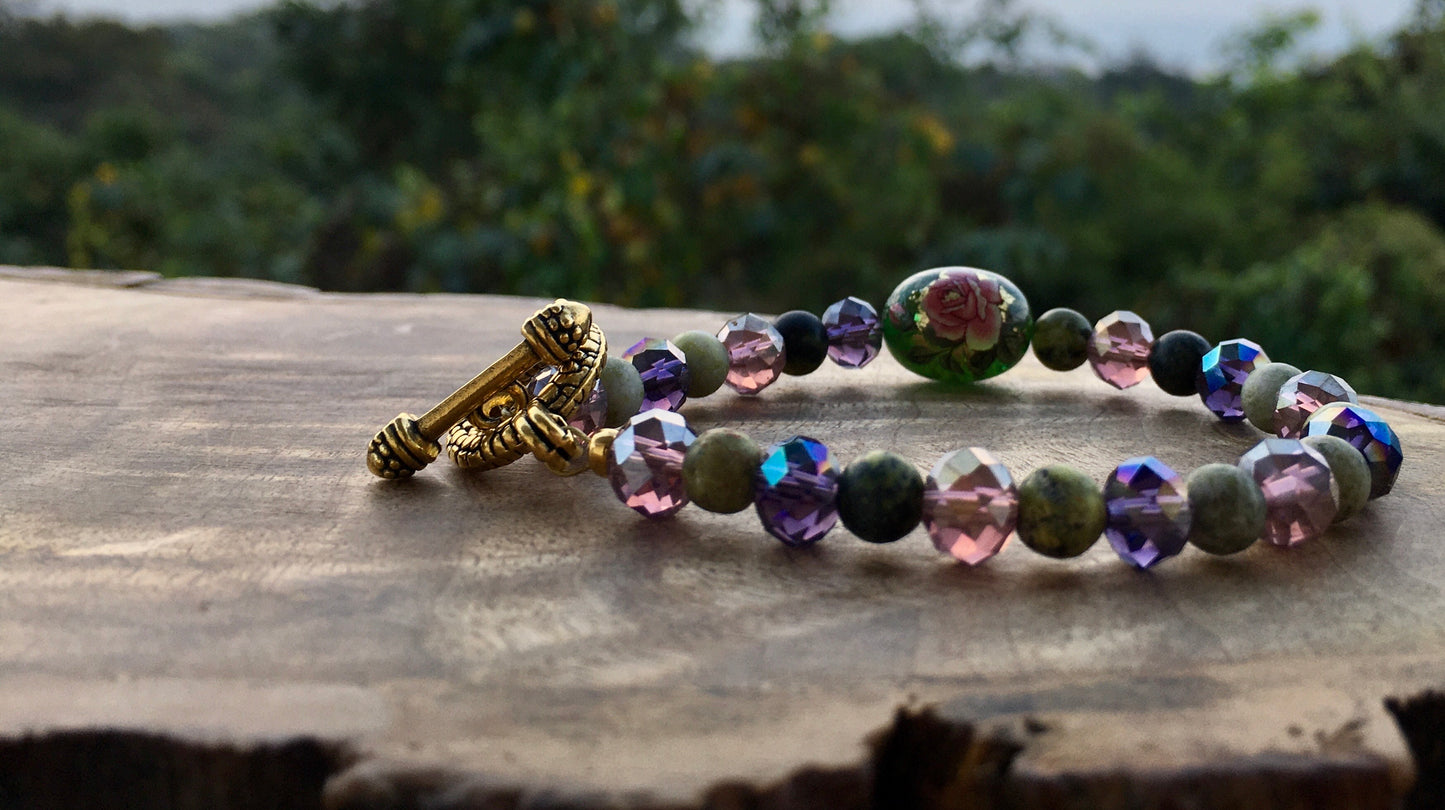 May this serpentine bracelet assist the conscious direction of healing energy towards the problem areas of your life. Serpentine is known to correct mental and emotiBraceletsSpectakBlushing Rose