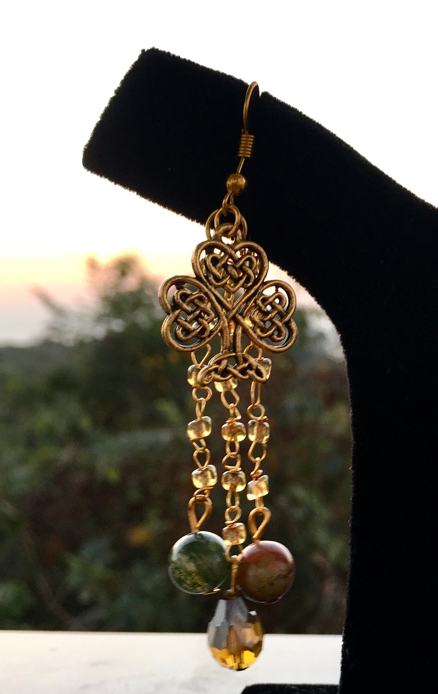 Named aft One of our favorite childhood books, these gorgeous Unakite and Serpentine earrings are a reminder that you are loved and appreciated by the universe.TheseEarringsSpectakFaraway Tree