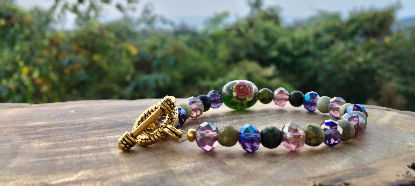 May this serpentine bracelet assist the conscious direction of healing energy towards the problem areas of your life. Serpentine is known to correct mental and emotiBraceletsSpectakBlushing Rose