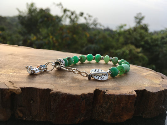 Wear this Chrysoprase bracelet when you need that extra boost of confidence, it is connected with the heart chakra and thus supports you when you need to connect to BraceletsSpectakAphrodite