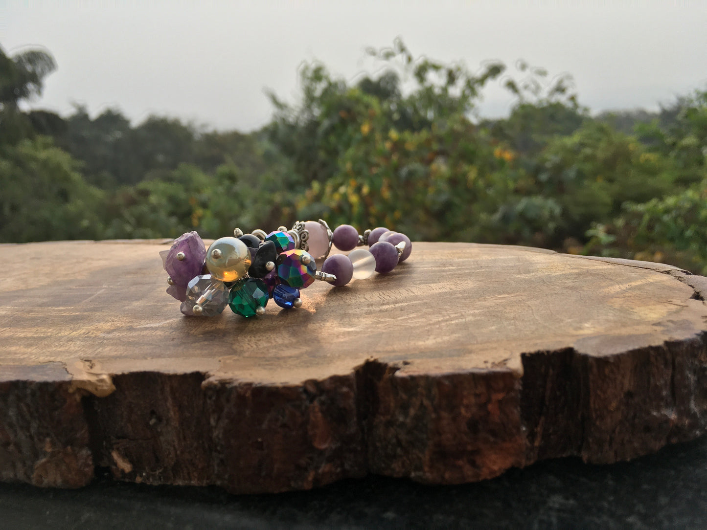 Chiyo in kanji means a thousand generations.
This lepidolite and rose Quartz bracelet is a poignant nod to all the family members who came before us. Which is why itBraceletsSpectakChiyo