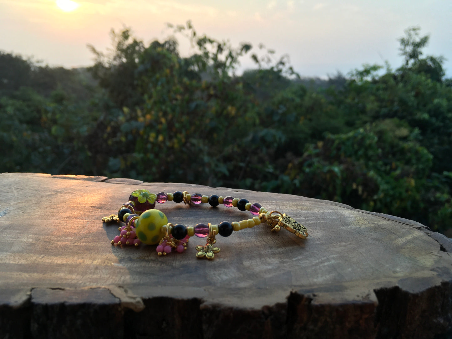 May this obsidian bracelet, absorb, block and transform all negative energies around you. Obsidian is believed to be a stone of grounding and clarity. It helps to coBraceletsSpectakLemon Sorbet