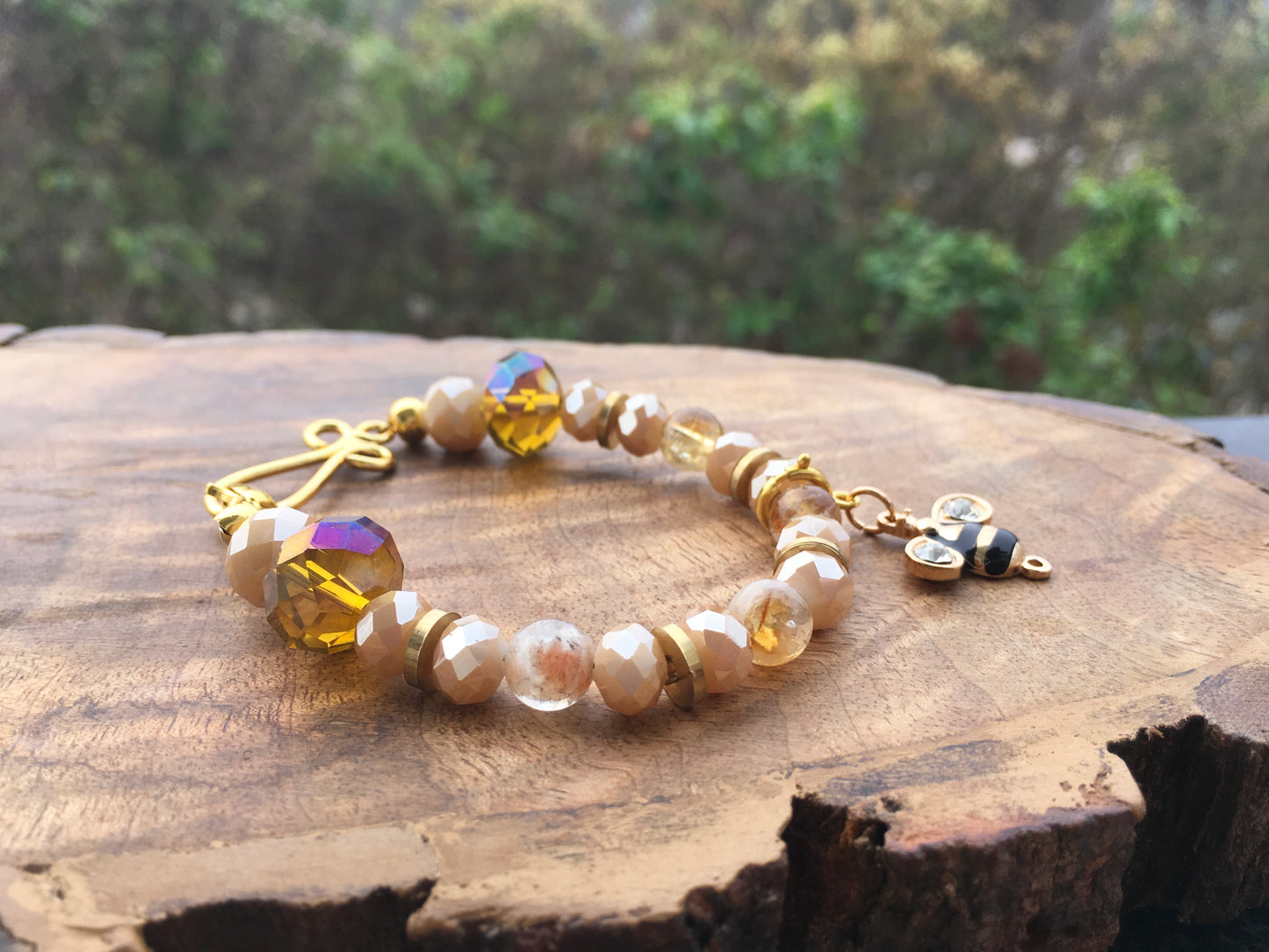 May this citrine bracelet remove all financial difficulties from your life. Citrine is known as the wealth attractor, wearing it is said to bring good fortune, clariBraceletsSpectakBee mine
