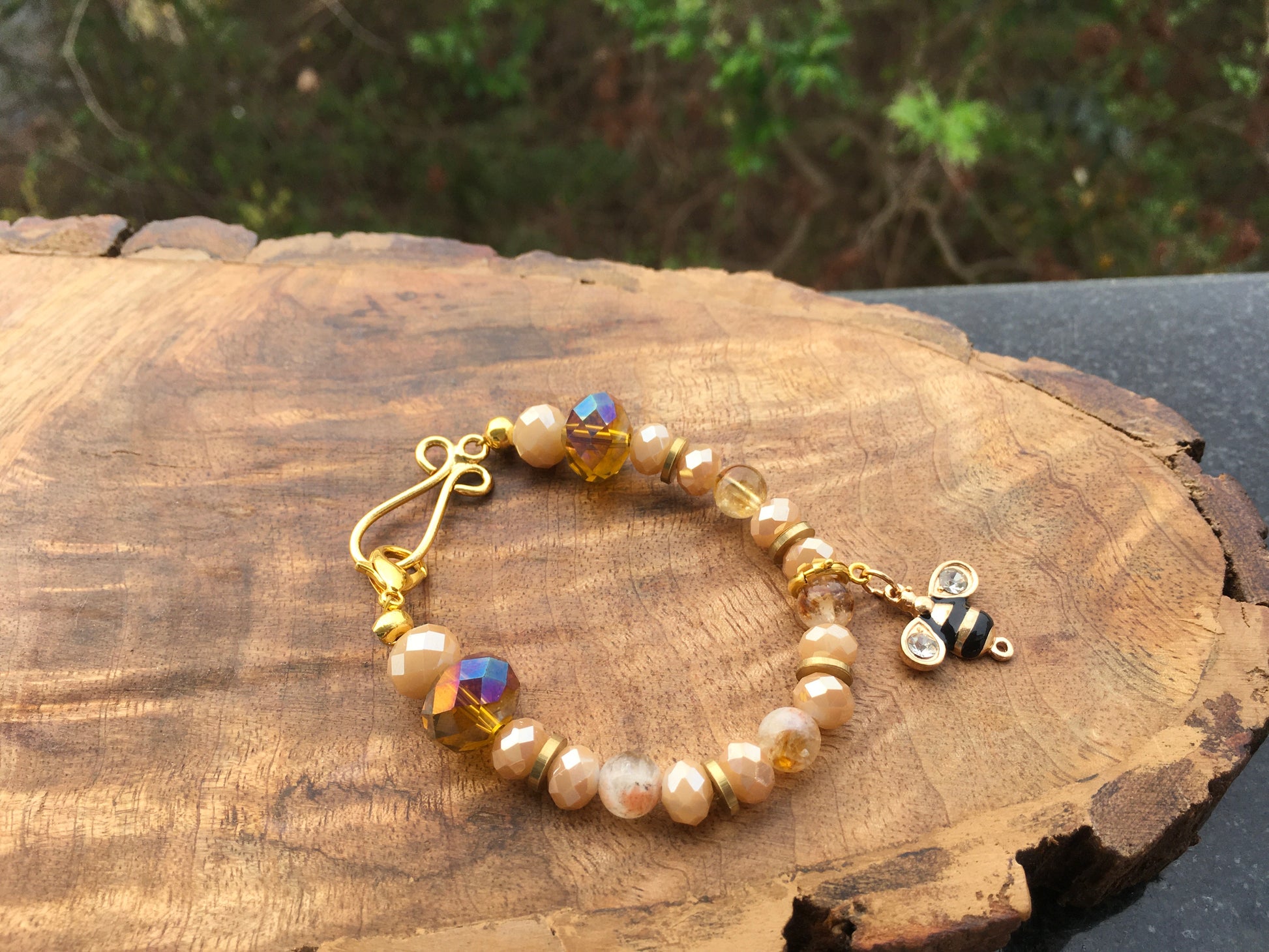 May this citrine bracelet remove all financial difficulties from your life. Citrine is known as the wealth attractor, wearing it is said to bring good fortune, clariBraceletsSpectakBee mine