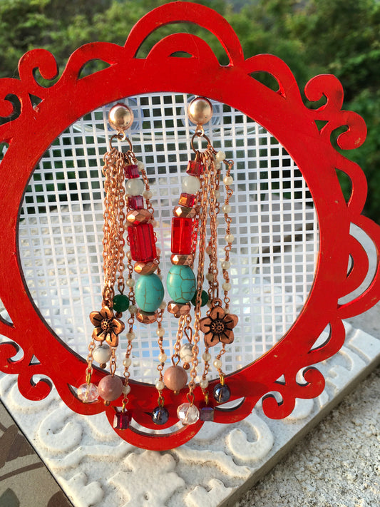 May these gorgeous earrings with turquoise,Howlite,Jade,Prehnite and peach aventurine,bring you joy, happiness and peace.
Chakras: throat,heart,third eye,sacral,solaEarringsSpectakJoyful moments