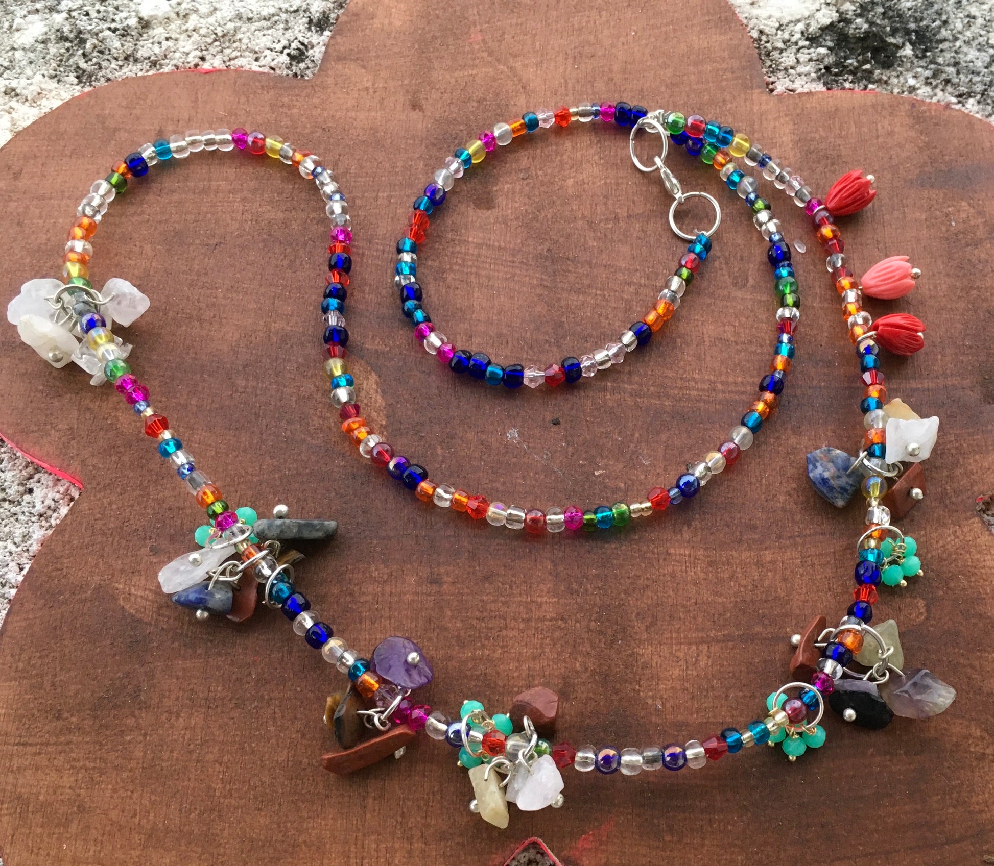 Embrace the guidance of the goddess of the earth, as she grounds and protects you with our one of a kind, multi crystal belly chain.Belly chainSpectakGaia’