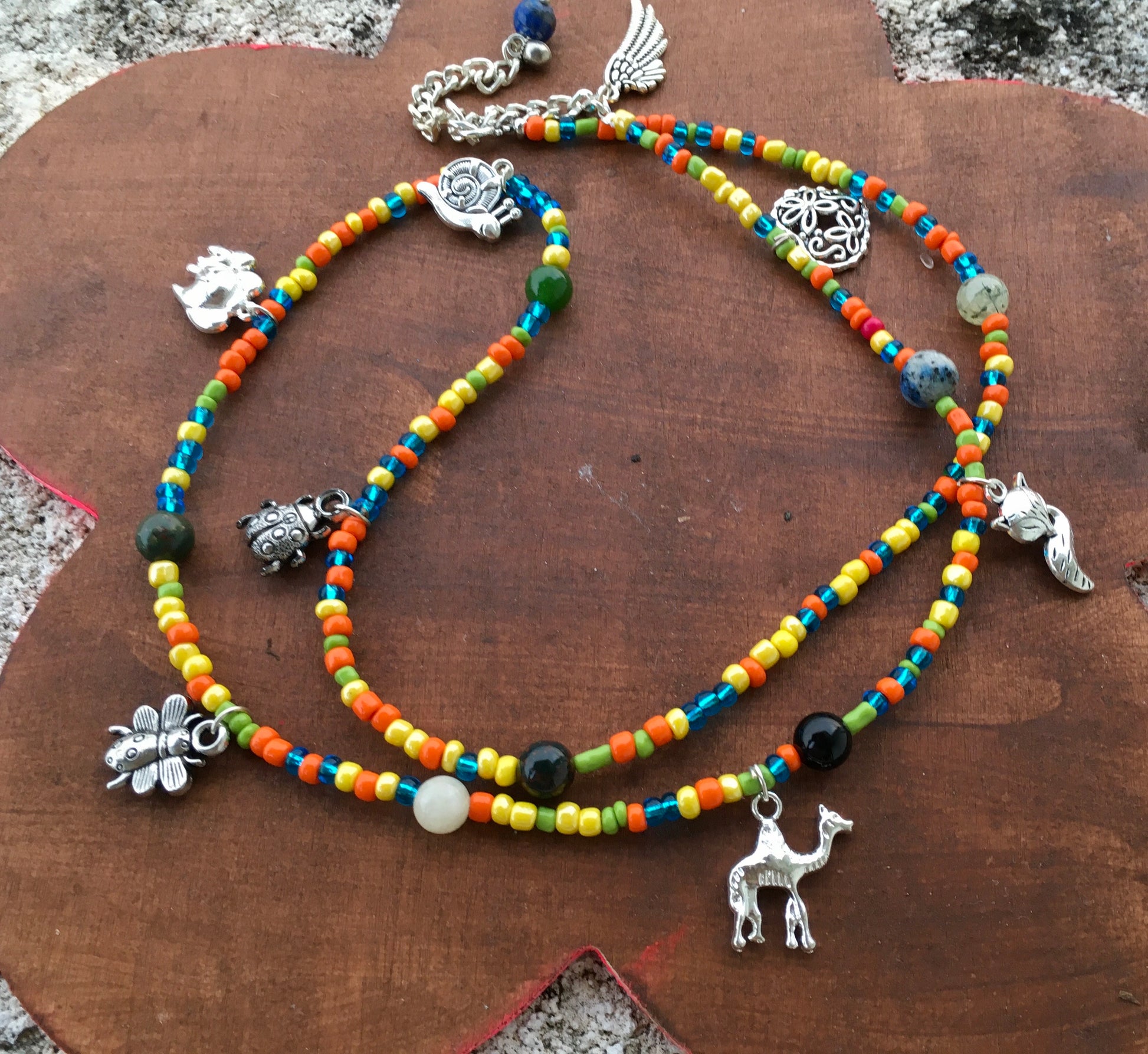 Embrace the energies of compassion,wisdom and protection of the goddess Tara with our one of a kind, multi crystal belly chain.Belly chainSpectakTara’